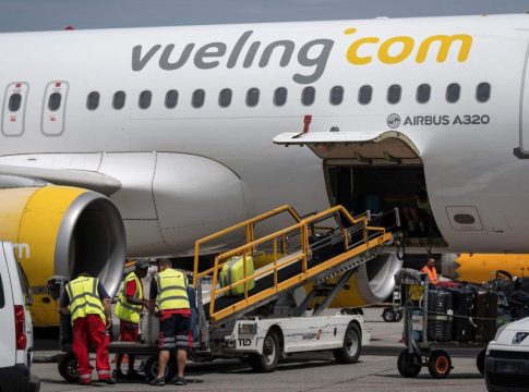 VUELING.jpeg