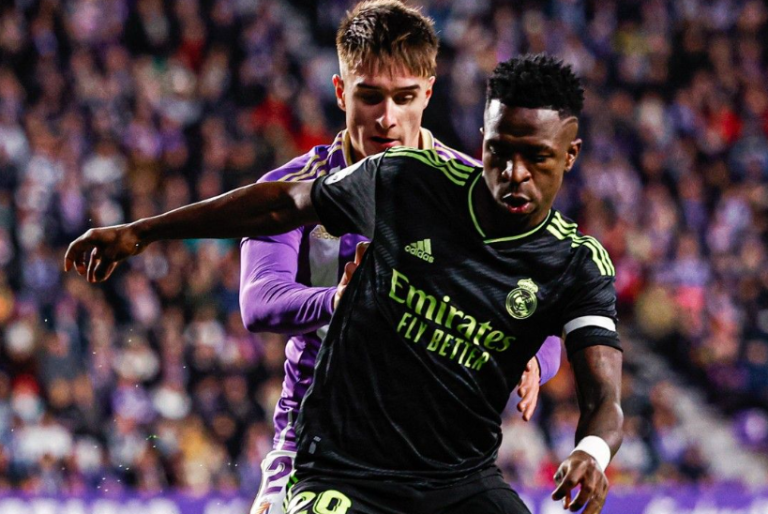 LaLiga denuncia los cánticos racistas contra de Vinicius por la vía judicial, administrativa y ante las entidades deportivas