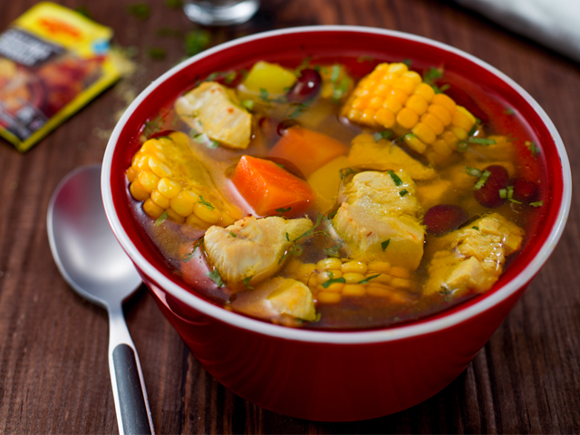Sopa de pollo: Momento de prender la olla