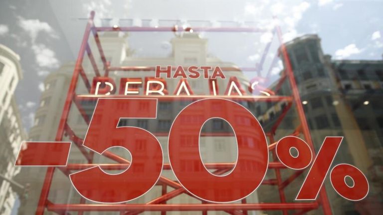 El Gobierno no levanta cabeza ni con las rebajas: la campaña 2023 genera un 24,2% menos de empleo