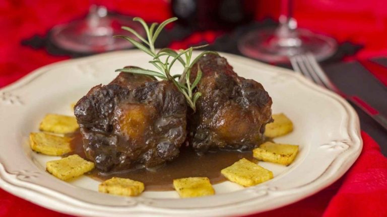 La receta de Arguiñano para hacer un rabo de toro en un santiamén