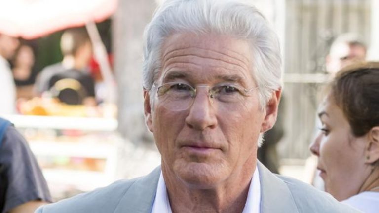 Secretos oscuros que tus famosos favoritos no quieren que sepas