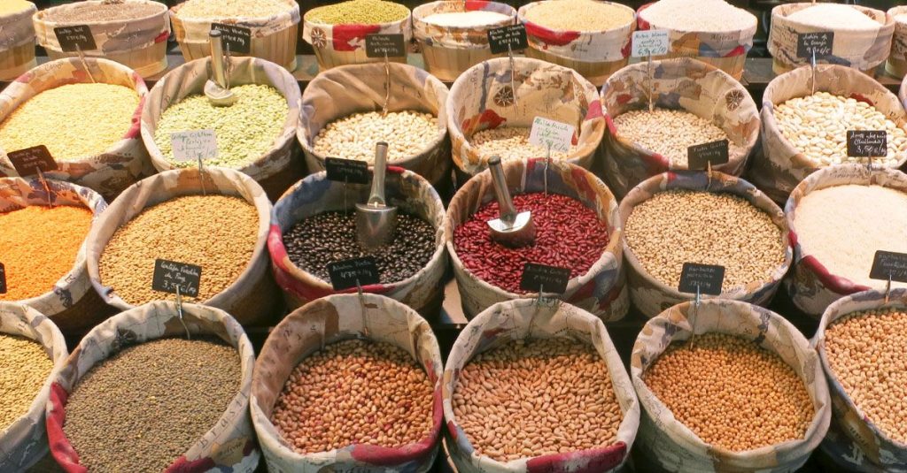 Se aprueba el Real Decreto de Envases y Residuos con el que podrás realizar la compra con un táper