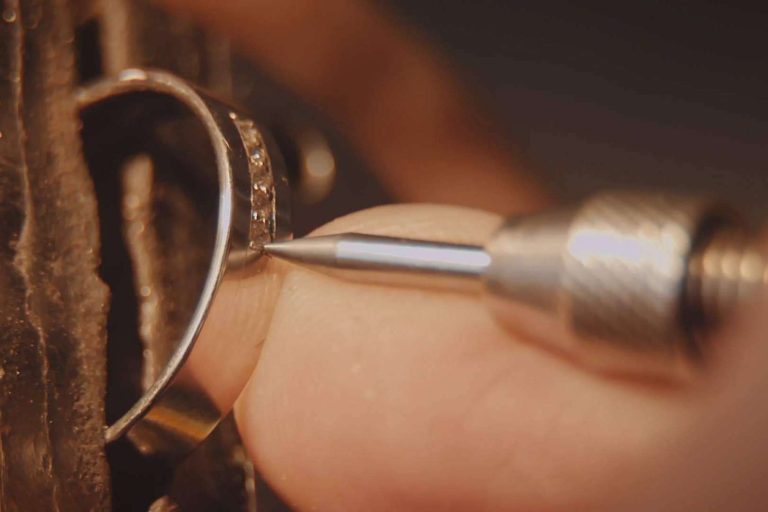 Joyas artesanas contemporáneas y atemporales, en Isabel Lamadrid