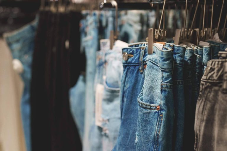 J&C Oportunitats y los beneficios de comprar productos de segunda mano