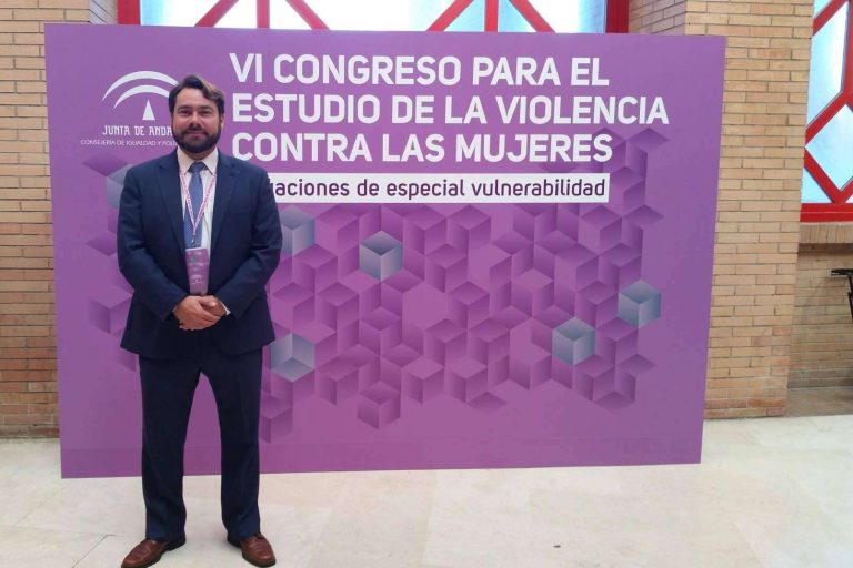 Entrevista a D. Ángel González, director de GlobátiKa Peritos Informáticos, acerca de la labor social de su empresa