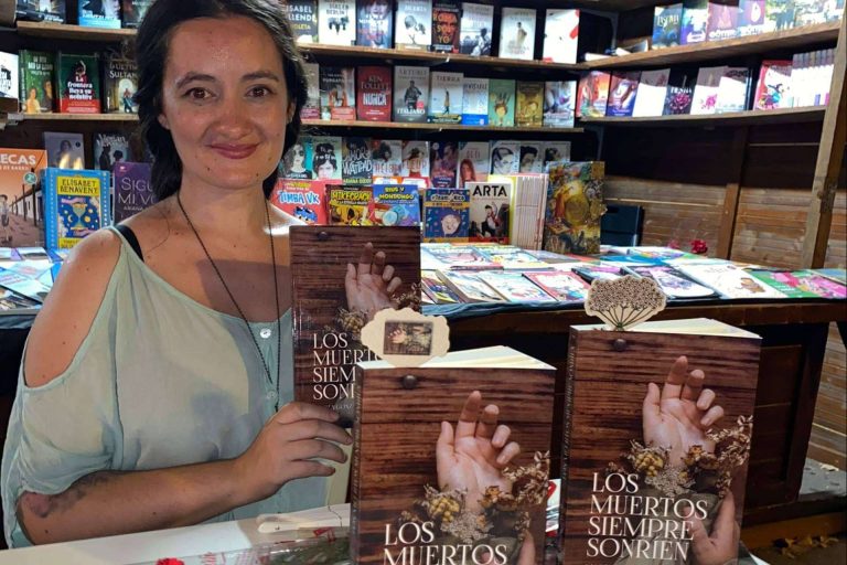 Escribir una novela de la mano de una autora profesional