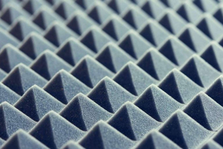 Construcciones Gero lleva a cabo el aislamiento térmico y acústico de un inmueble