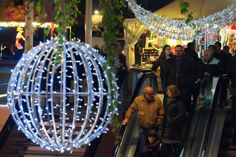 El Paseo Comercial de El Pallol más solidario que nunca gracias a los reusenses