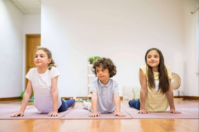 Yoga Maya Kids ayuda a convertirse en profesor de yoga y mindfulness para niños