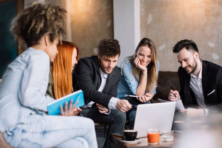 ¿Qué ofrece el grado superior de Gestión de Ventas y Espacios Comerciales de EEP iGroup?