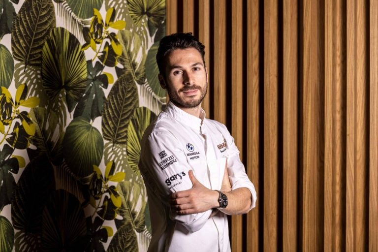 Seleccionado para el III Premio Sostenibilidad Aquanaria Madrid Fusión Alimentos de España 2023 el chef Samuel Naveira