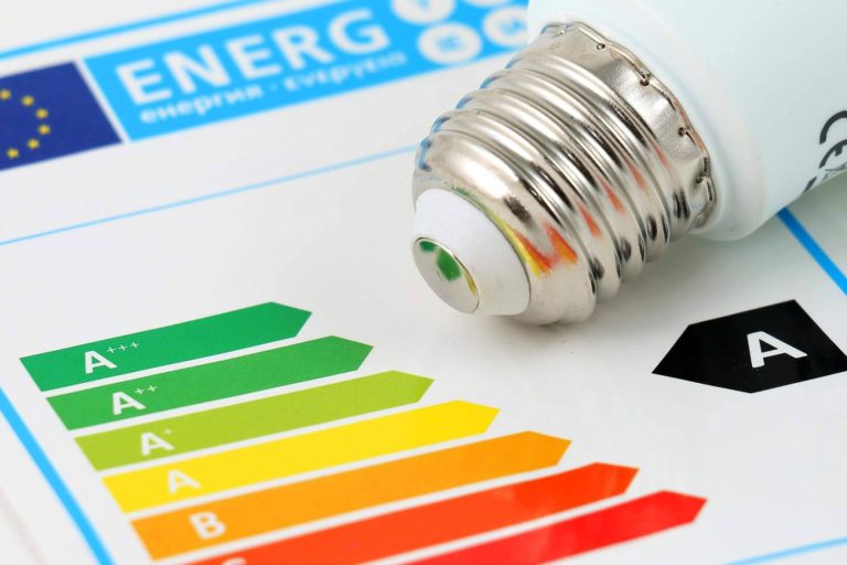 ¿Cómo conseguir un mayor ahorro de energía? Acierta Asistencia