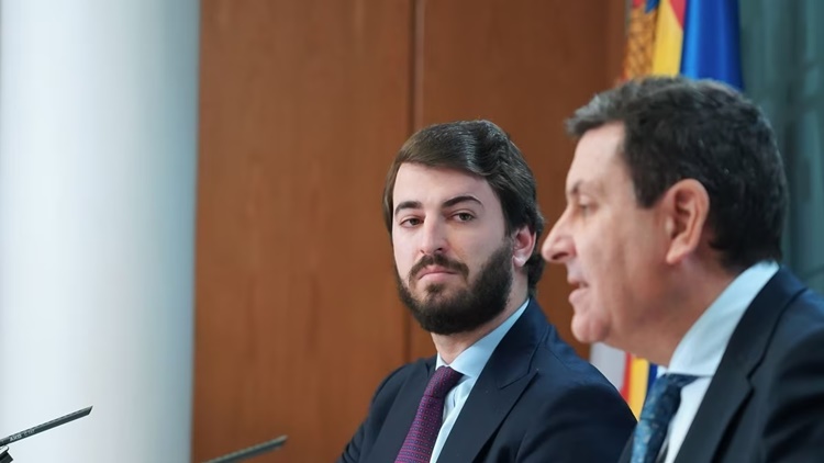 Mañueco VOX aborto sólo sí es sí