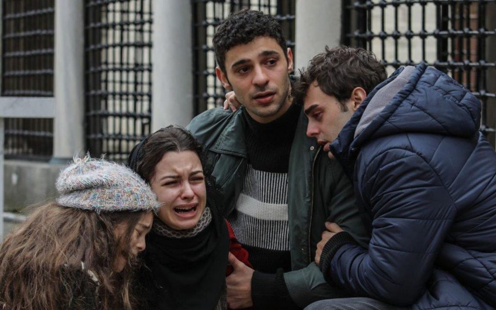 Hermanos: Ogulcan se hizo responsable
