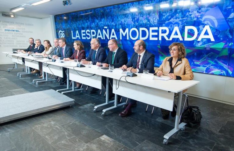 El PP logra el apoyo del PSOE a su moción contra ley del 'sí es sí' en 11 de 69 ciudades
