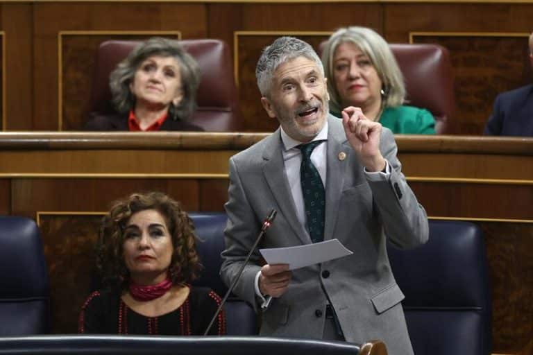 Marlaska rechaza dimitir al ser reprobado por la tragedia de Melilla