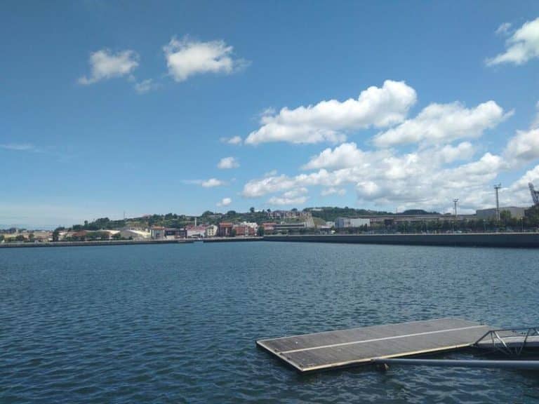 El fin de semana dejará temperaturas propias de mayo, con hasta 10ºC más de lo normal menos en el suroeste donde lloverá