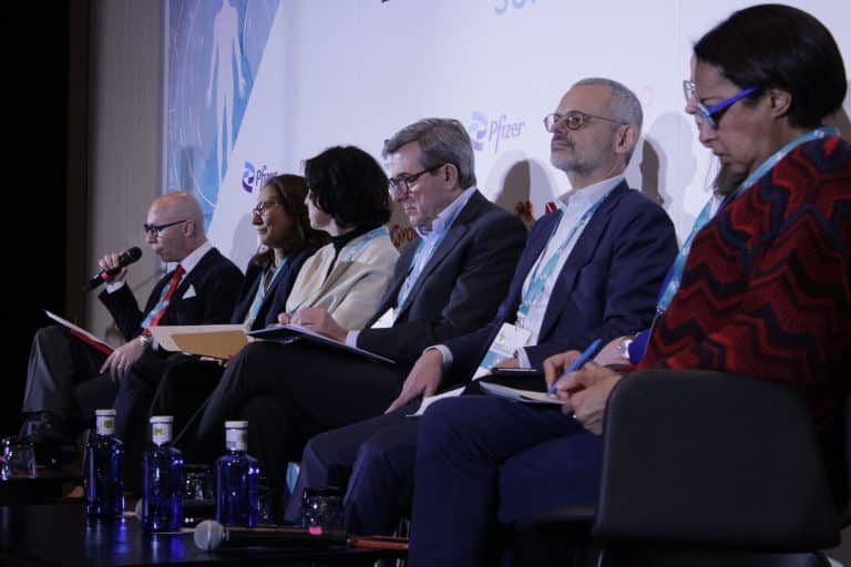 Nuevos tratamientos y políticas regionales de datos, lo más debatido en el evento de enfermedades raras