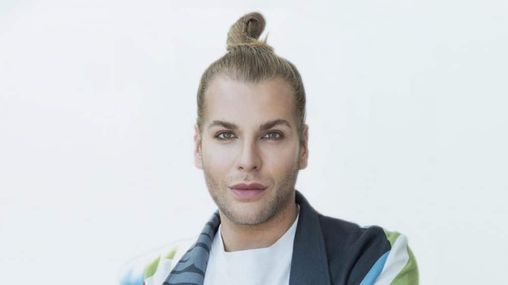 Los secretos y amistades de postín del diseñador Eduardo Navarrete