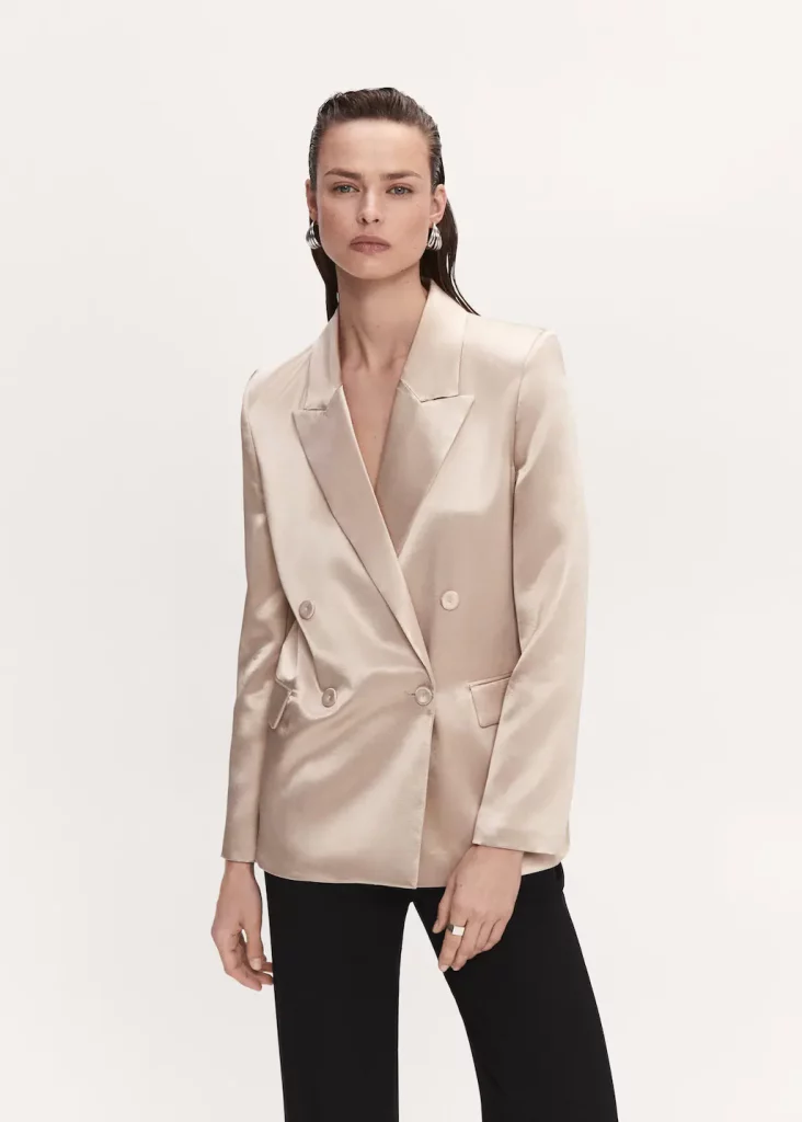 Las chaquetas y americanas de Mango más chics para lucir esta primavera