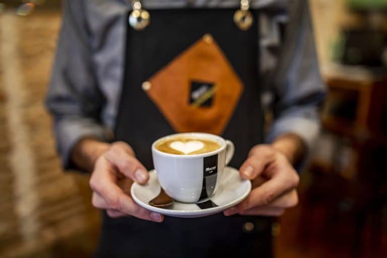 Pascual se convierte en el primer gran fabricante en acabar con el torrefacto de toda su gama de cafés Mocay