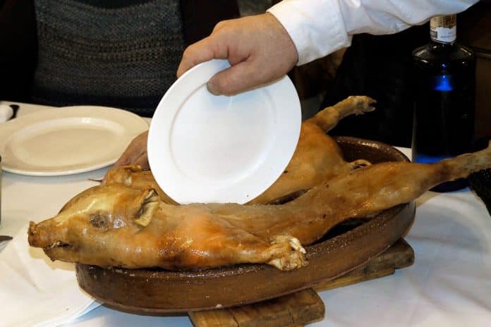 Cochinillo asado la receta para hacerlo en casa sin necesidad de ser un experto