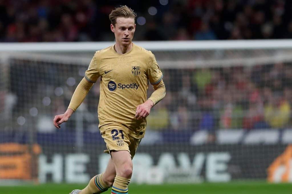 De descartado a titularísimo: Frenkie de Jong ha callado bocas 127 El FC Barcelona ha querido desprenderse de él