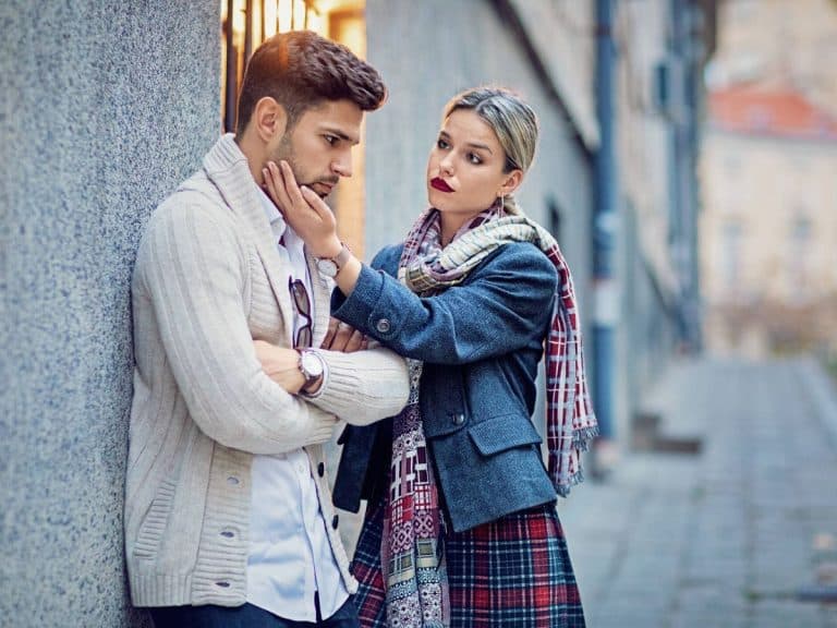 Esta es la principal señal de que tu pareja ya no está interesada en ti