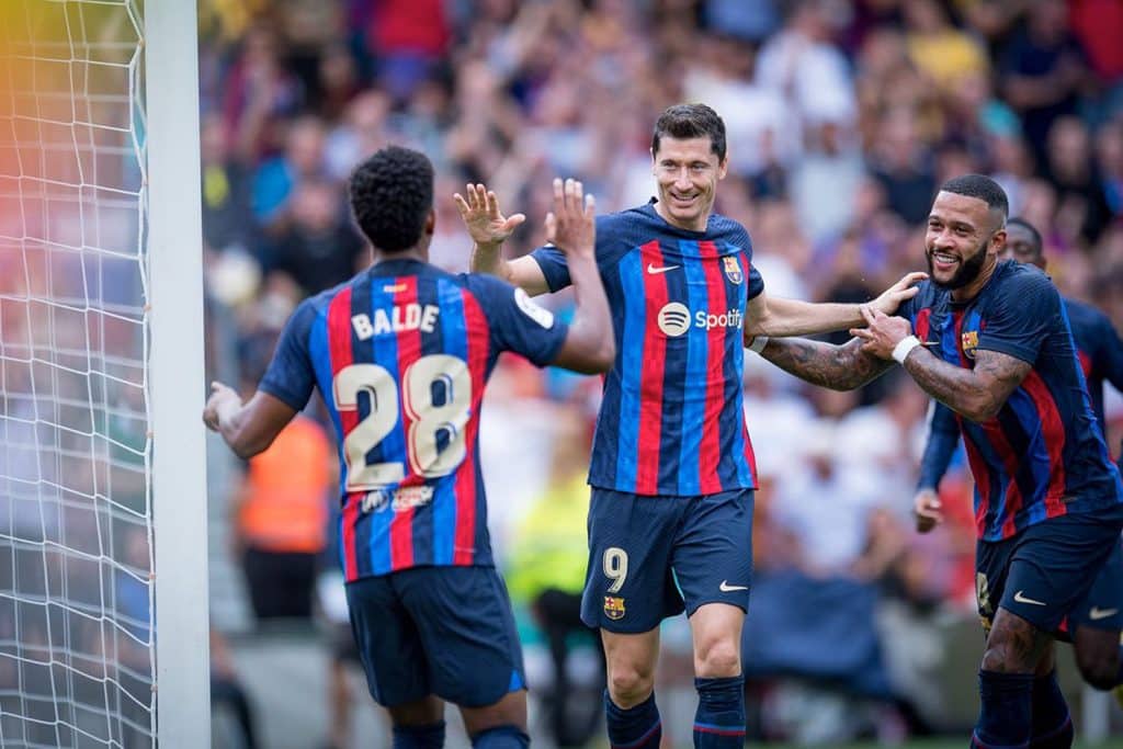 El récord del FC Barcelona en Liga que preocupa al Real Madrid 221 Hace mucho tiempo que no tenían una primera vuelta tan buena