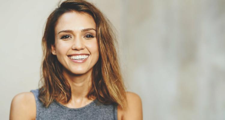 Famosos que se dedican a una profesión y la cambiaron por otra 13 Jessica Alba