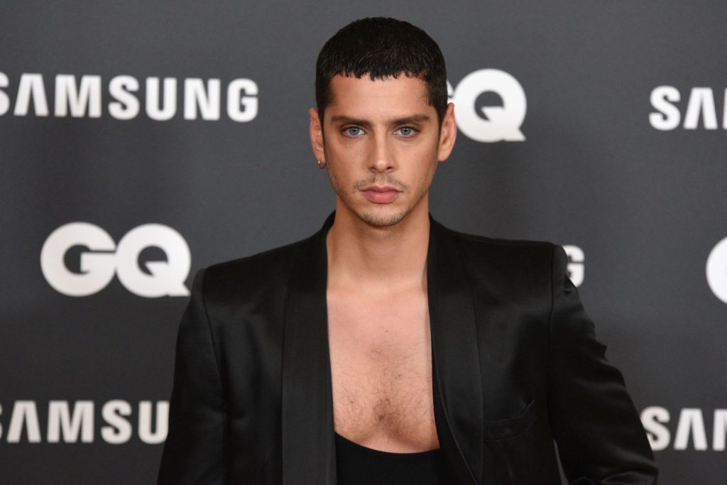 La polémica vida artística de Eduardo Casanova