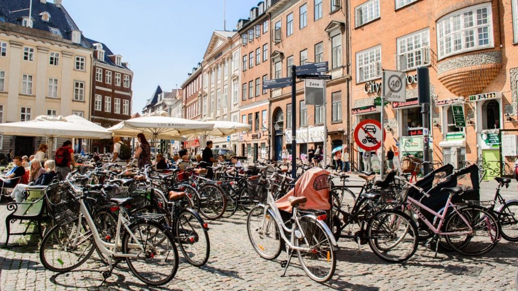 La primera ciudad con bicis de ruedas que no se pinchan 39 El costo del alquiler