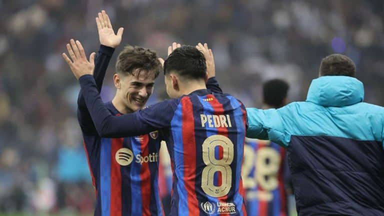 Laporta saca pecho como salvador del FC Barcelona