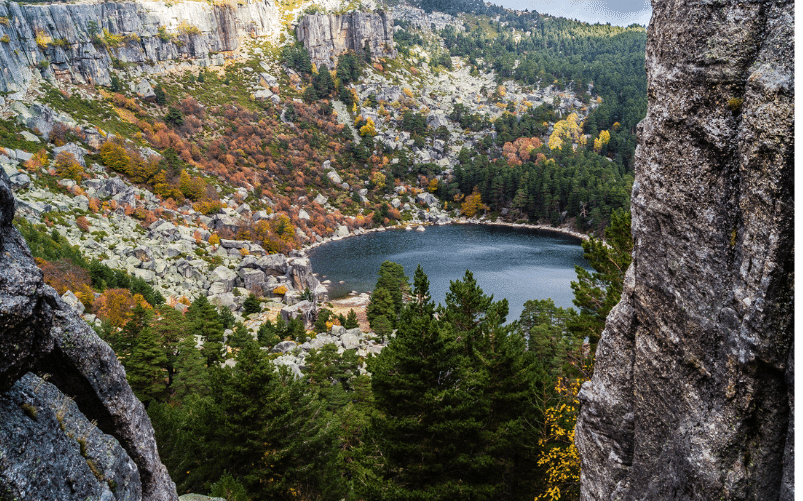 Los lagos más misteriosos de España con fantasmas incluidos