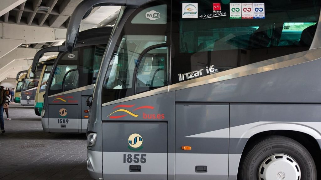 Los viajes gratis en autobuses y la Confebús