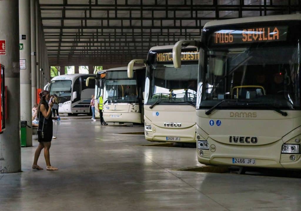 Líneas estatales gratuitas en autobuses