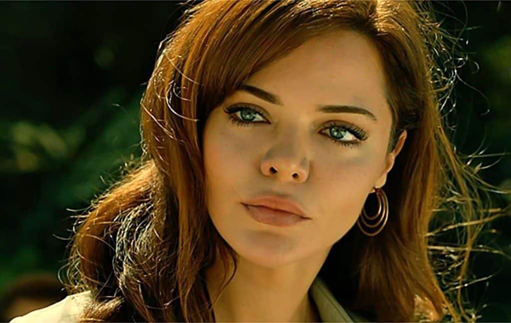 Tierra Amarga el tremendo cambio físico de su protagonista que no podrás creerte 82 La transformación de Hilal Altinbilek de Tierra Amarga