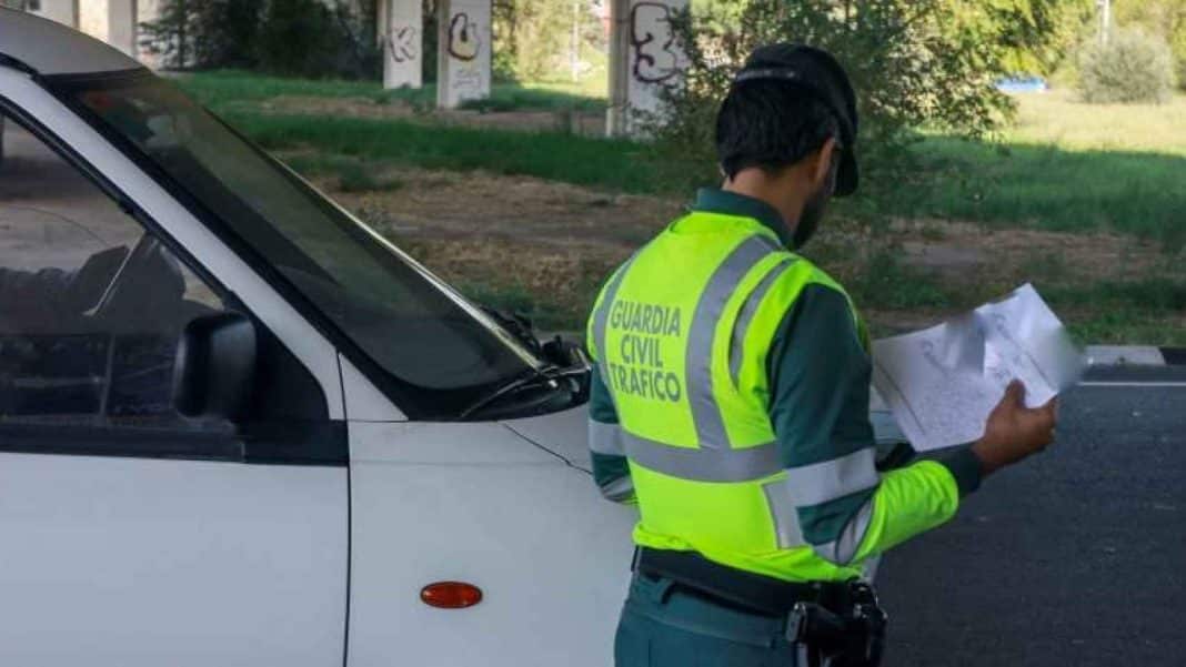 Y finalmente, las multas a las que estas expuesto por no llevar la tarjeta de la ITV