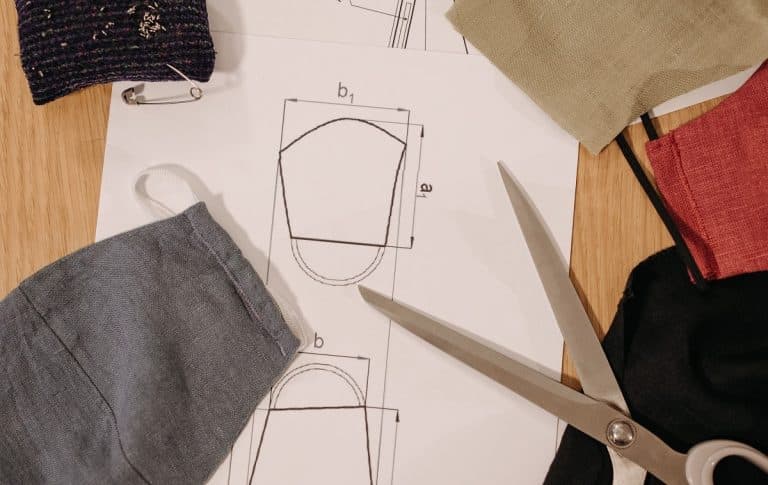 Se presenta en Residencial Palau el proyecto solidario de arteterapia “Miradas”