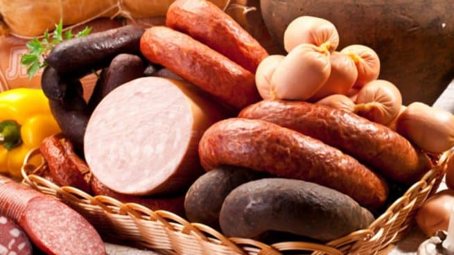 Aditivos y conservantes en los embutidos de los que debes de huir