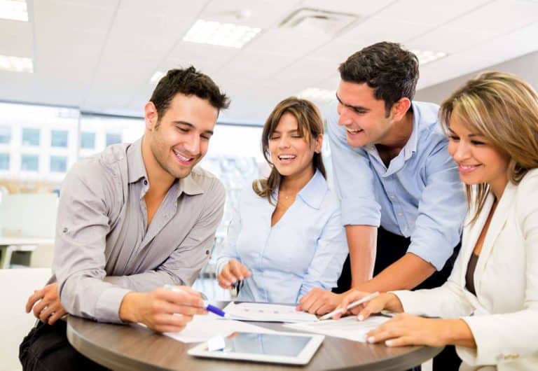 ¿Cómo mejorar la productividad de los empleados mediante el uso de Mobile Device Management?, de la mano de Applivery