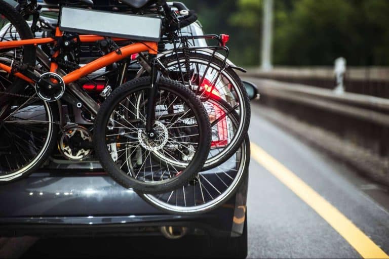 Menabo Distribution ofrece una gran variedad de portabicicletas de maletero