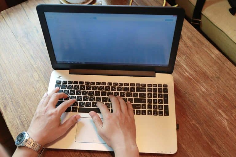 Parafrasear y resumir textos con una herramienta online gratis, Parafrasis.org