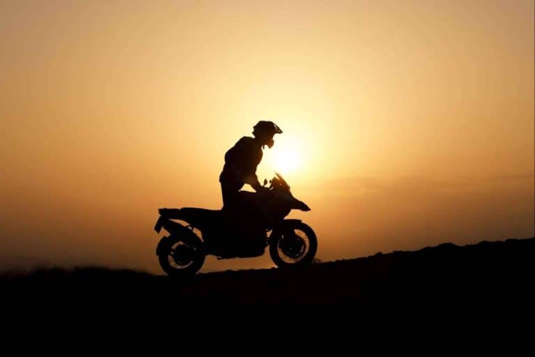 Motorbeach Viajes organiza el reto Sun to Sun, de Sol a Sol, una aventura para ver la salida del sol en Empuriabrava y la puesta de sol en Hondarribia en el mismo día