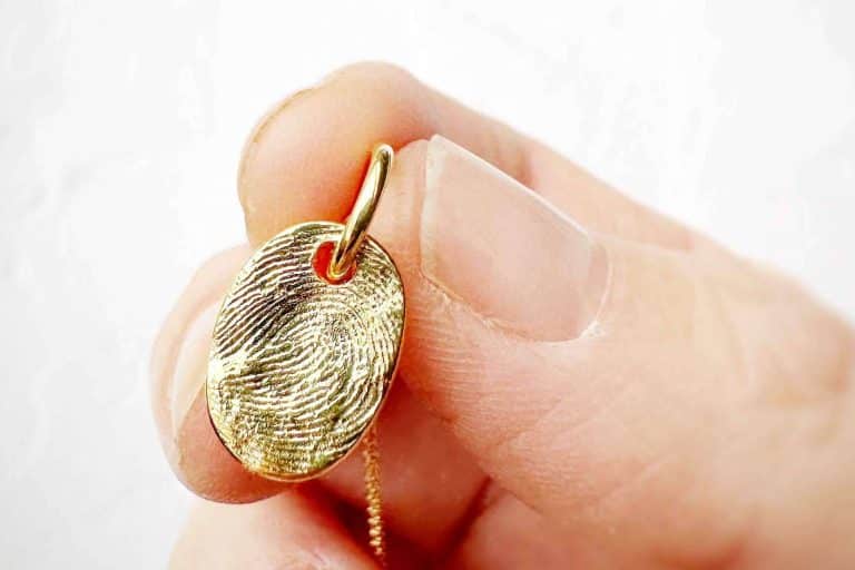 Celebrar el día del padre con Dejando Huella Joyas