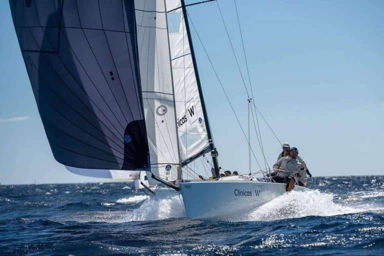 Clínicas W aún está en el podio de las Barcelona Winter Series de J70