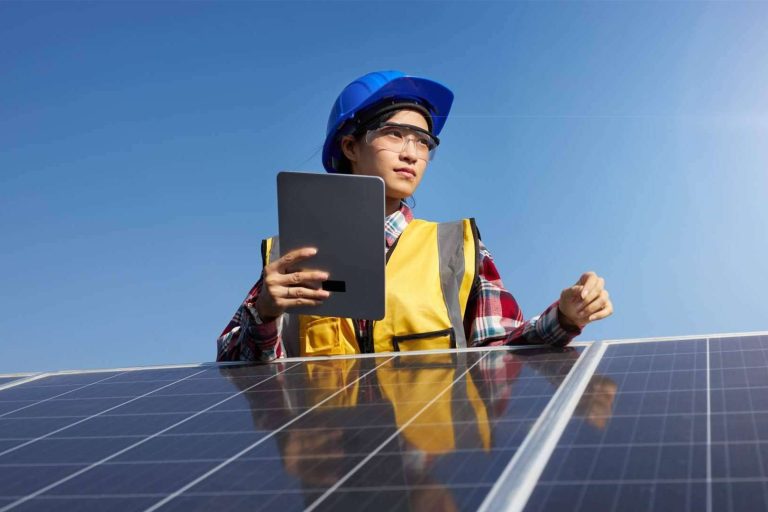 Geesol explica si es rentable instalar paneles fotovoltáicos en una casa