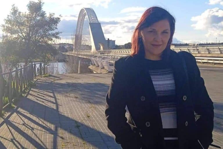 Yeliza Nayle presenta su novela 'Tempo de mujer, el camino del corazón a la razón', editada por Letrame Grupo Editorial