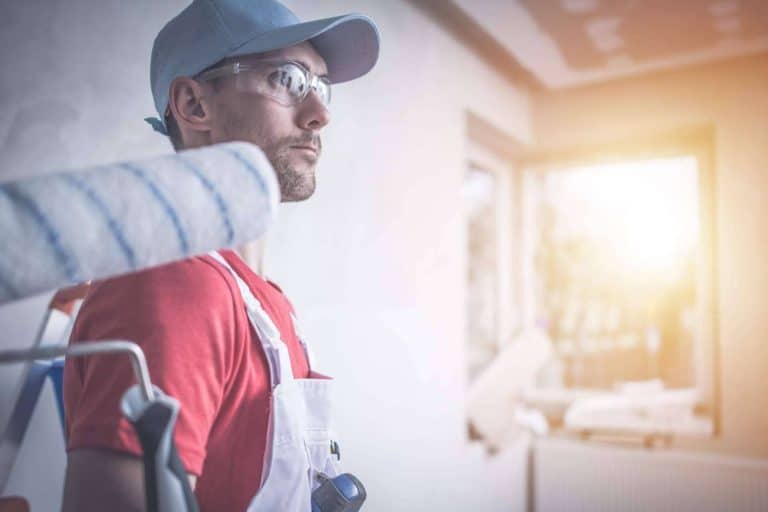 Pintores y Mudanzas ofrece servicios de pintores profesionales en Barcelona